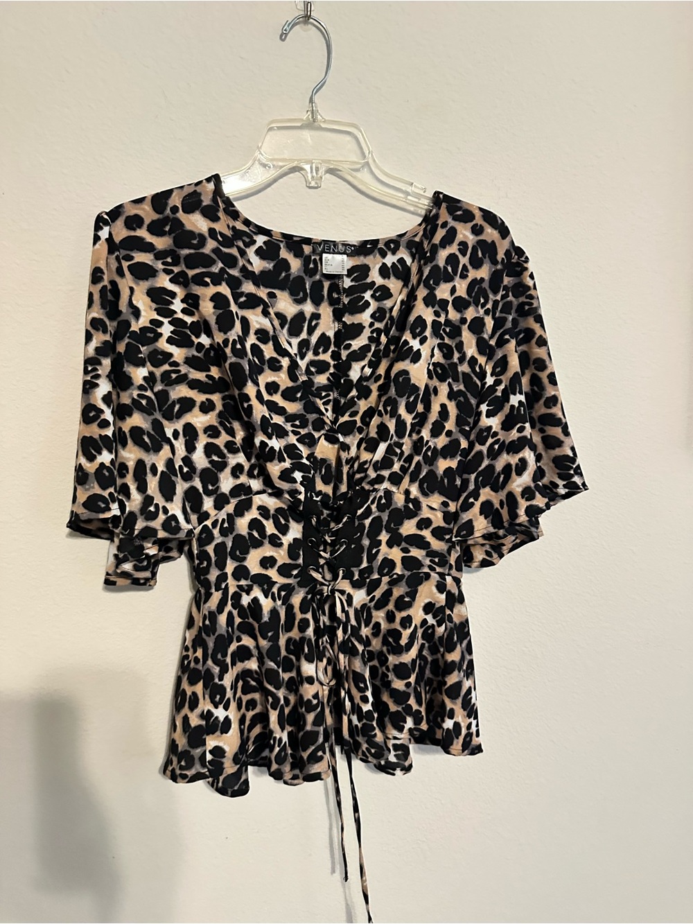 Vince Camuto Leopard Print Tie-Front Peplum Top with corset - Beige/Black